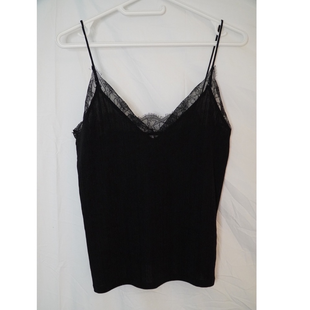 Chic Lace Detailed Tank Top